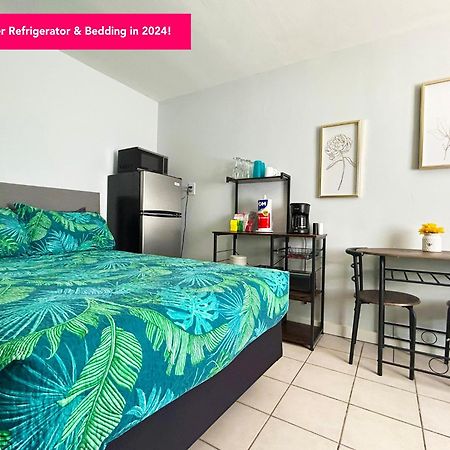 2 Bed Cottage With Pool, Close To Beach! Bbq Grills & Patio Fort Myers Kültér fotó