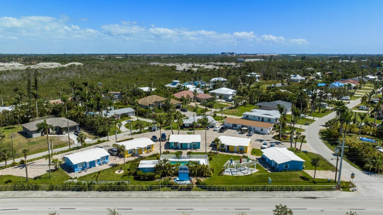 2 Bed Cottage With Pool, Close To Beach! Bbq Grills & Patio Fort Myers Kültér fotó