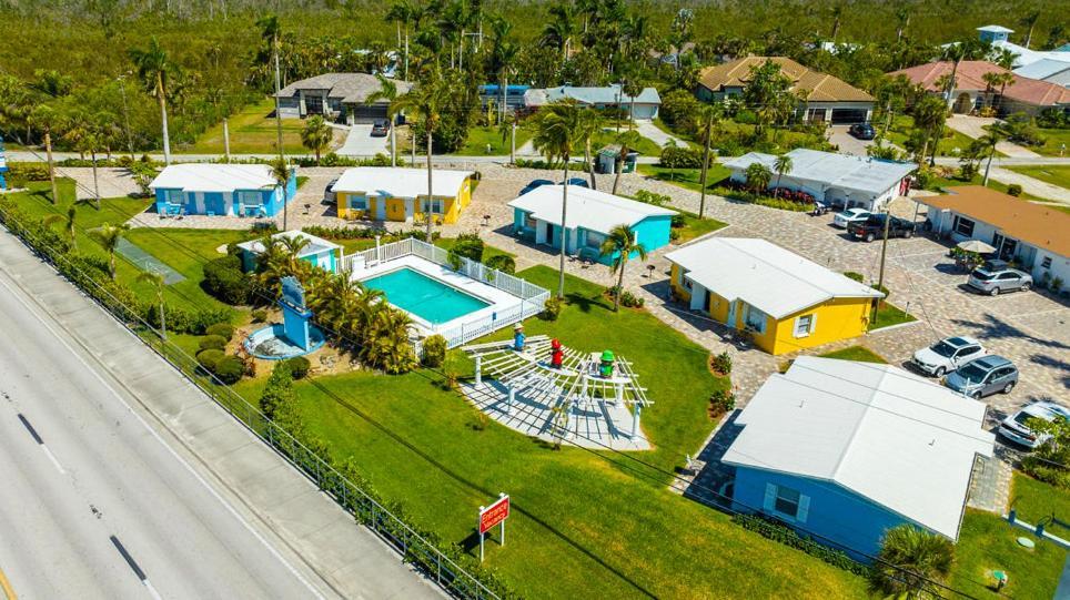 2 Bed Cottage With Pool, Close To Beach! Bbq Grills & Patio Fort Myers Kültér fotó